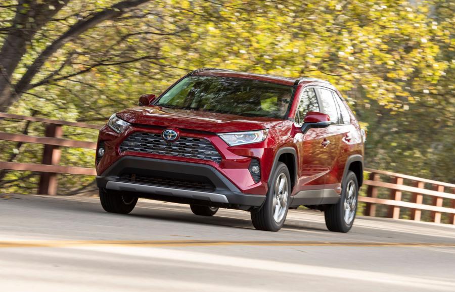  Toyota RAV4 Limited Hybrid 2018 года  (NA) (фото 4 из 40)